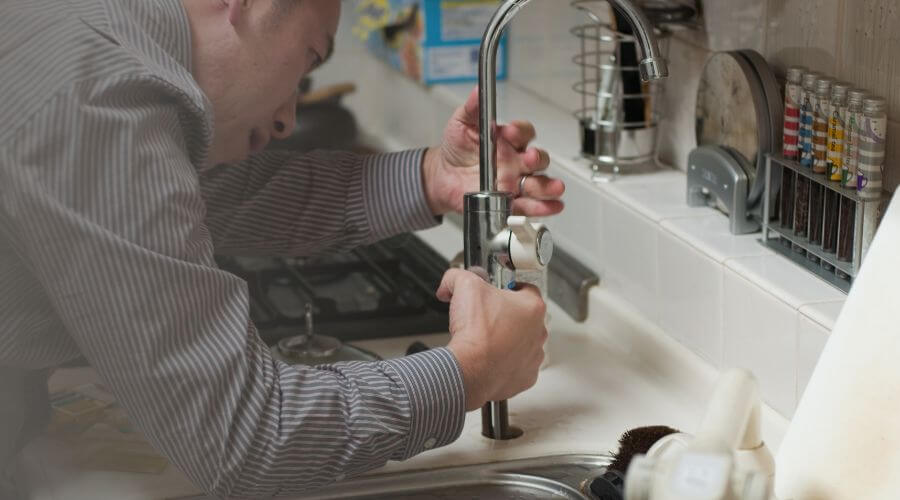 Expert burst pipe repair services in Midland, IN